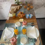 فندق مبيت وإفطار La Note Bleue - D'hotes Echillais